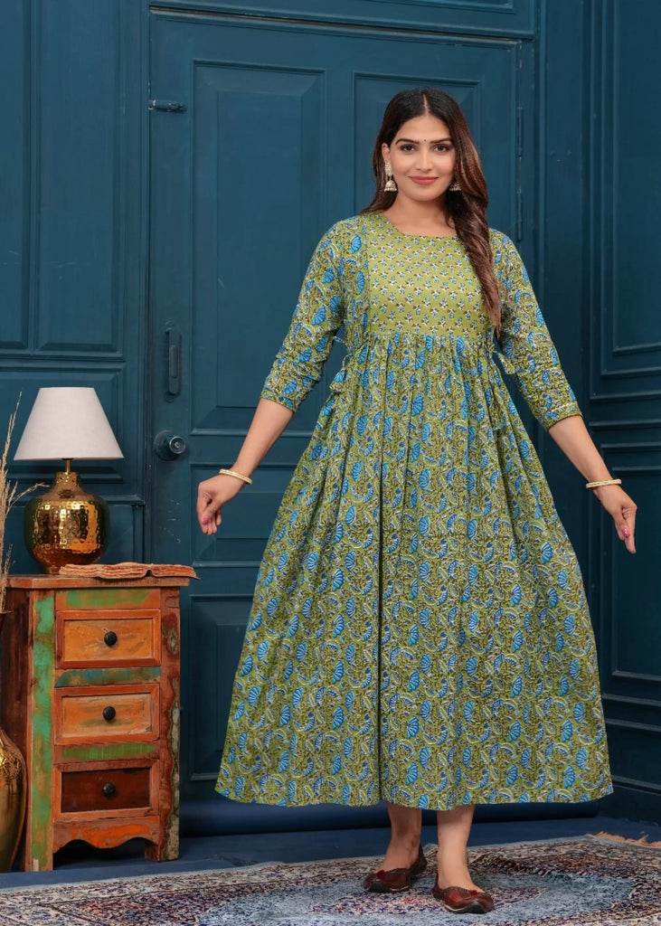 Women's Green Rayon Printed Maternity Dress