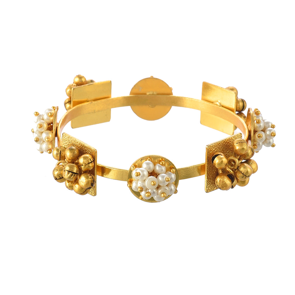 Women's Fancy Square & Round Ghungroo Bangle