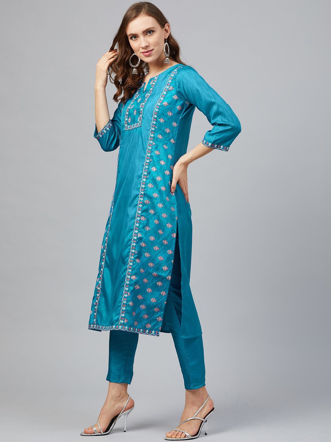 Color_Peacock Blue