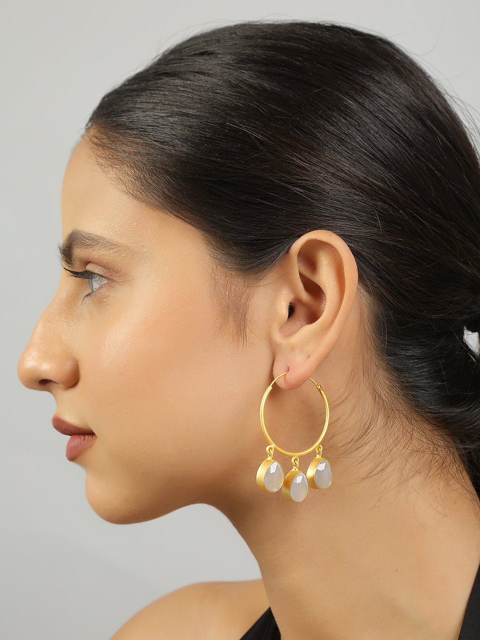 Women's Classic Gold Hoop Earrings - Femizen