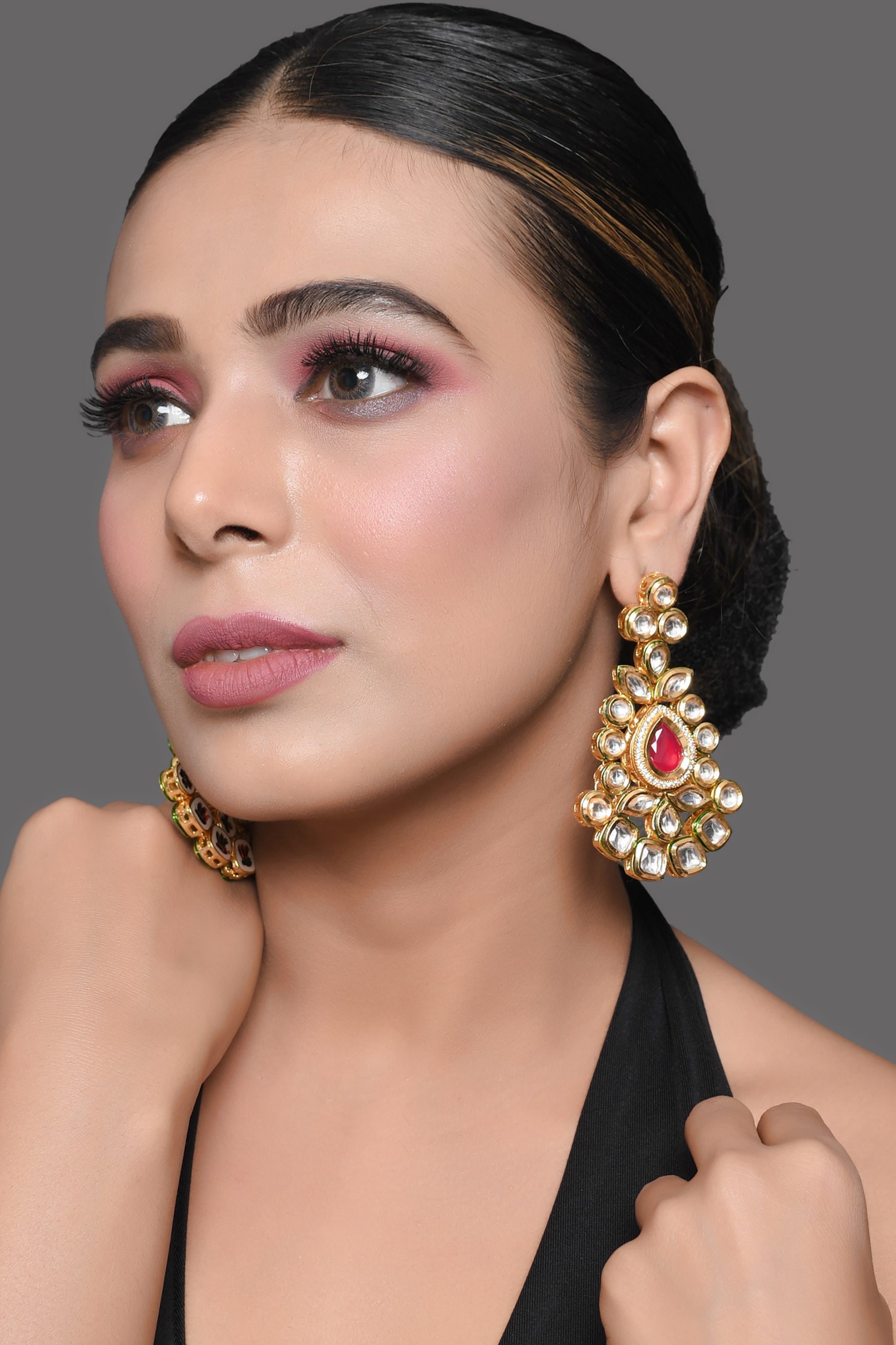Women's Red Gold toned Kundan inspired earrings - Femizen