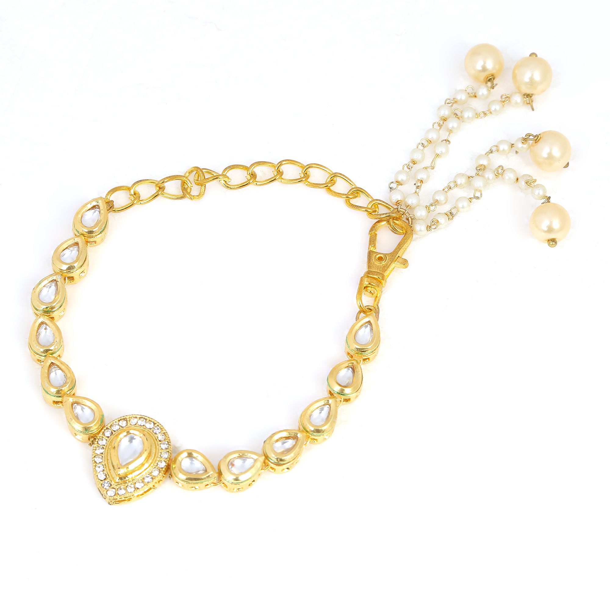 Women's Handcrafted Gold Kundan Bracelet With Pearls - Femizen