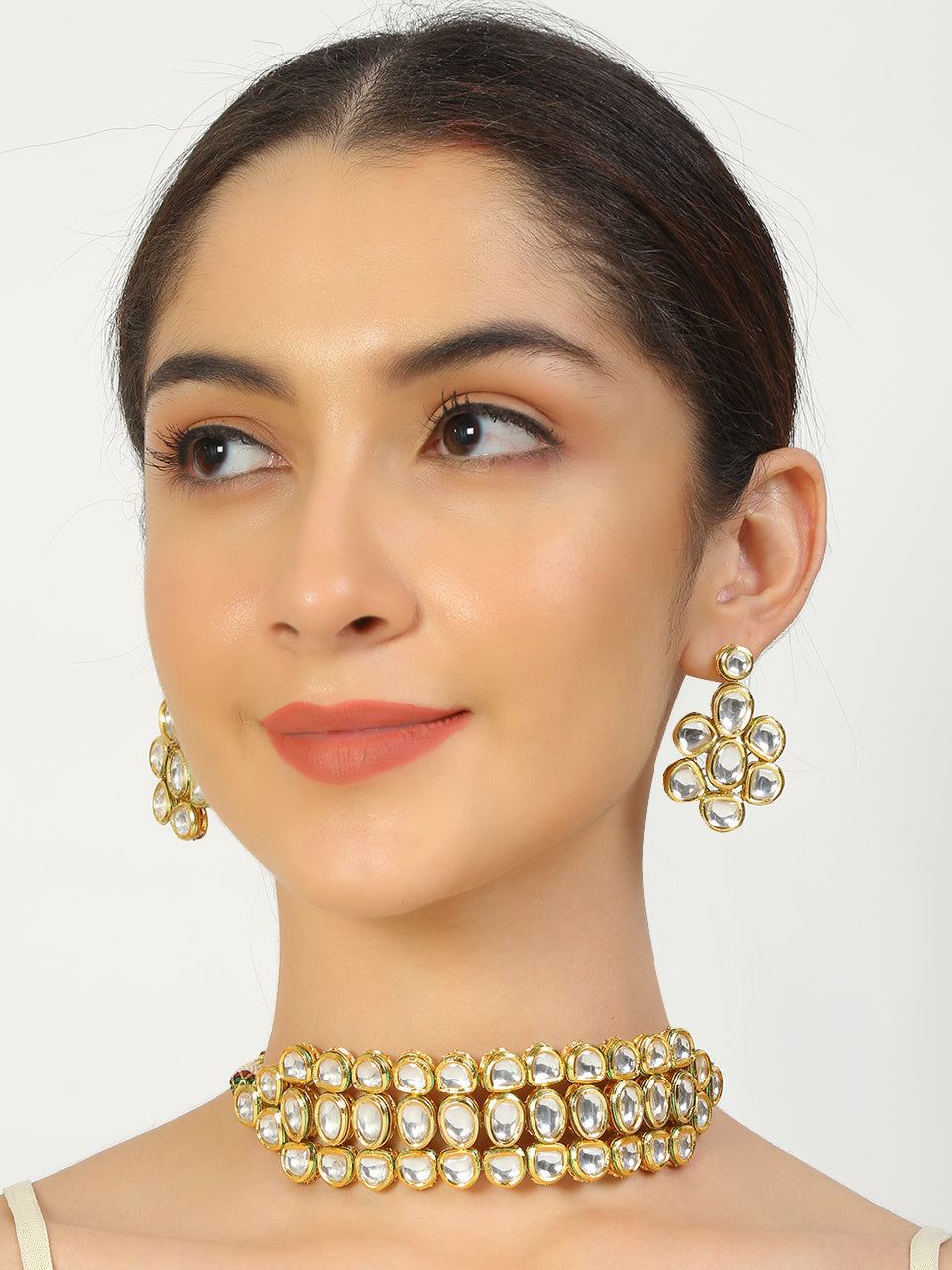 Women's Kundan Choker With Earrings  - Femizen