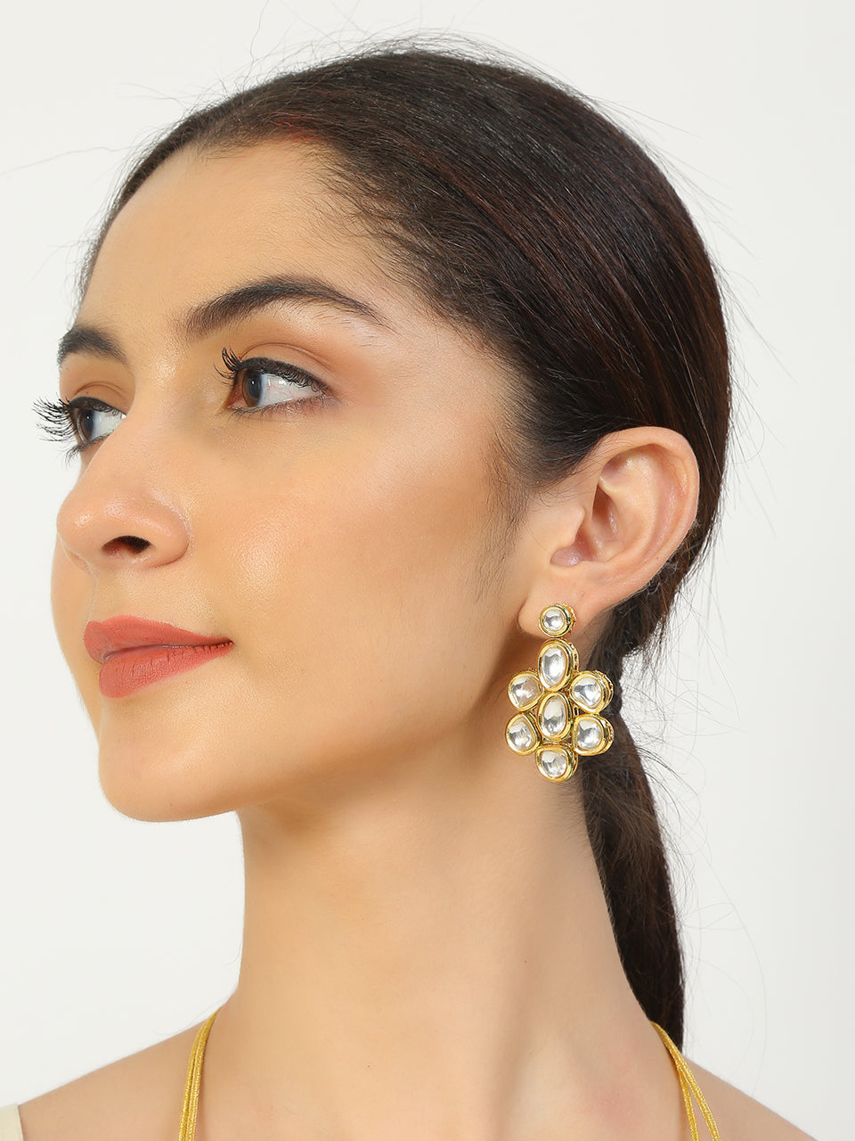 Women's Kundan Inspired Floral Shaped Earrings - Femizen