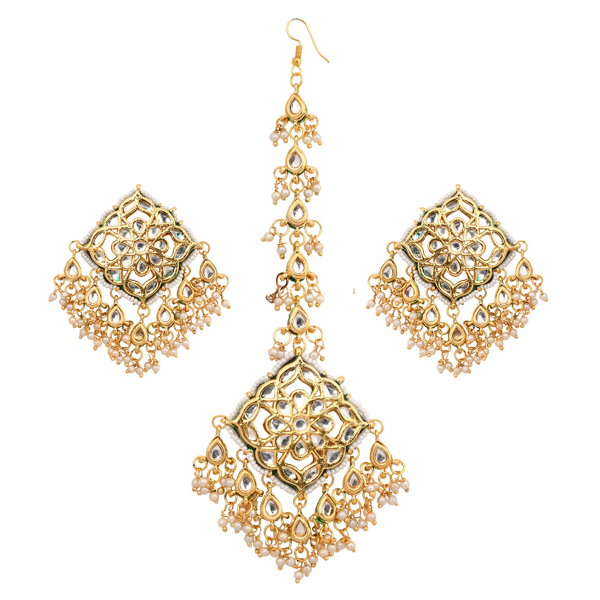 Women's Gold Tone Kundan Inspired Mang Tikka With Earrings - Femizen