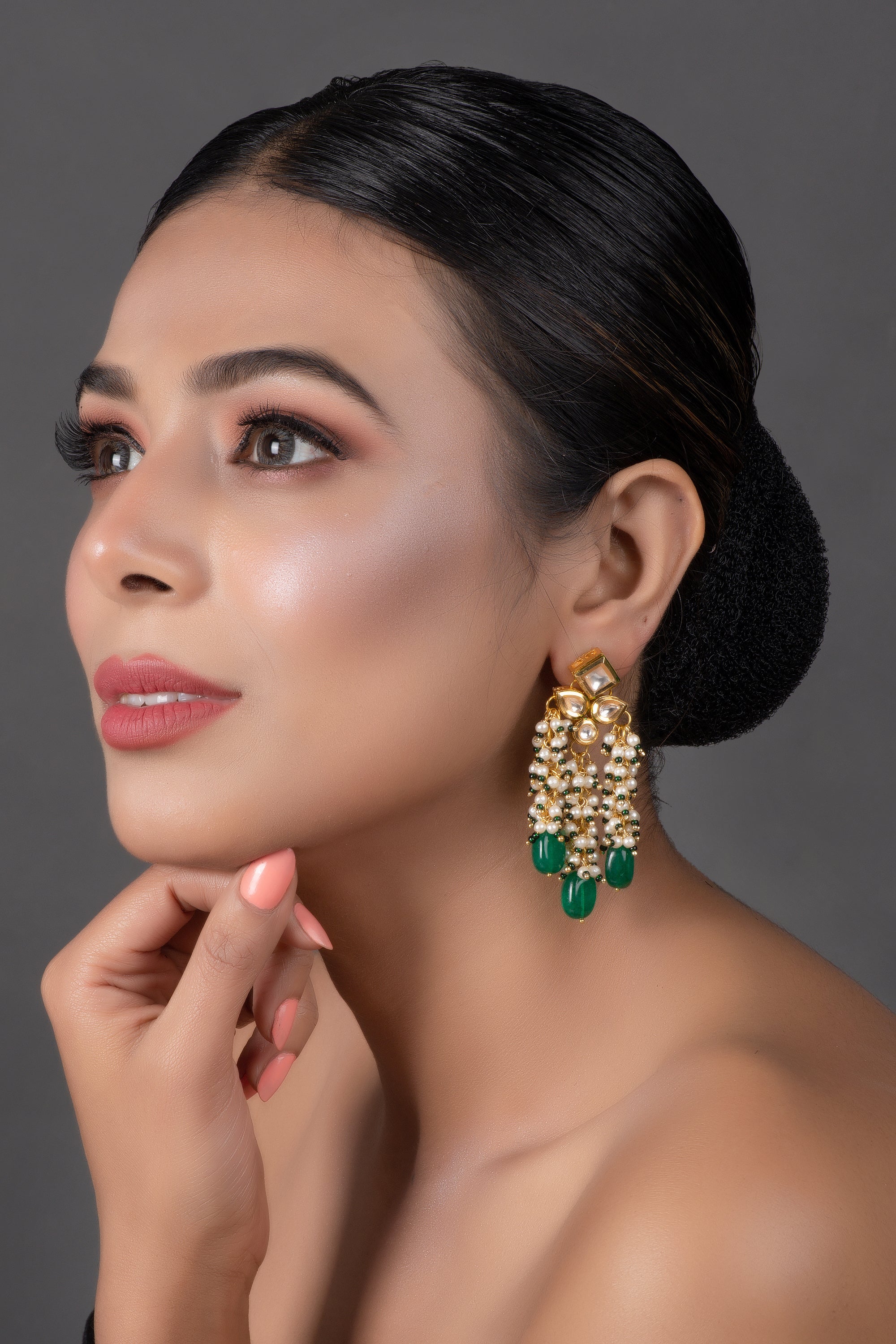 Women's  Green & Pearl beaded tassle earrings - Femizen