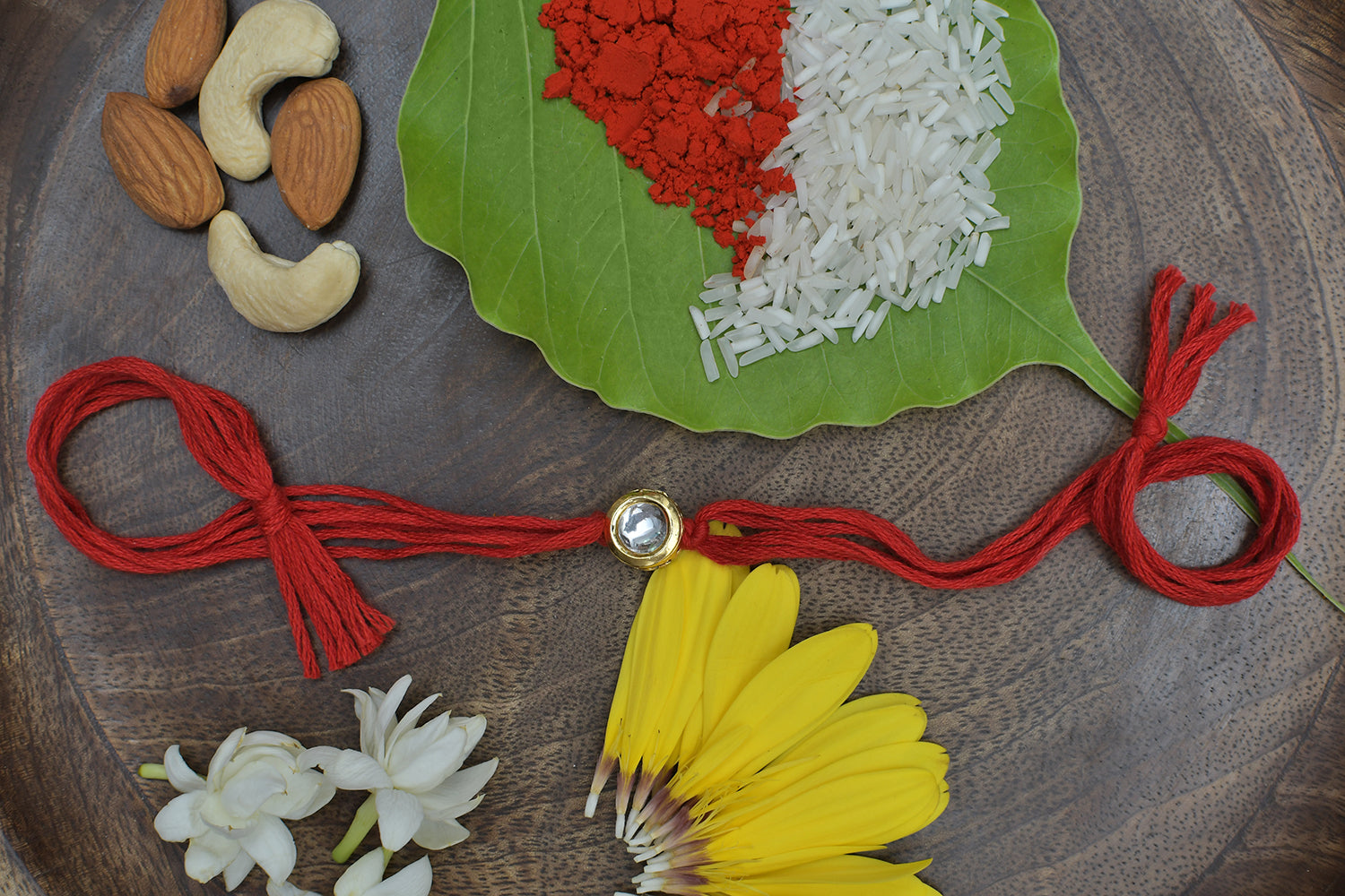 Red Gold Tone Kundan Rakhi