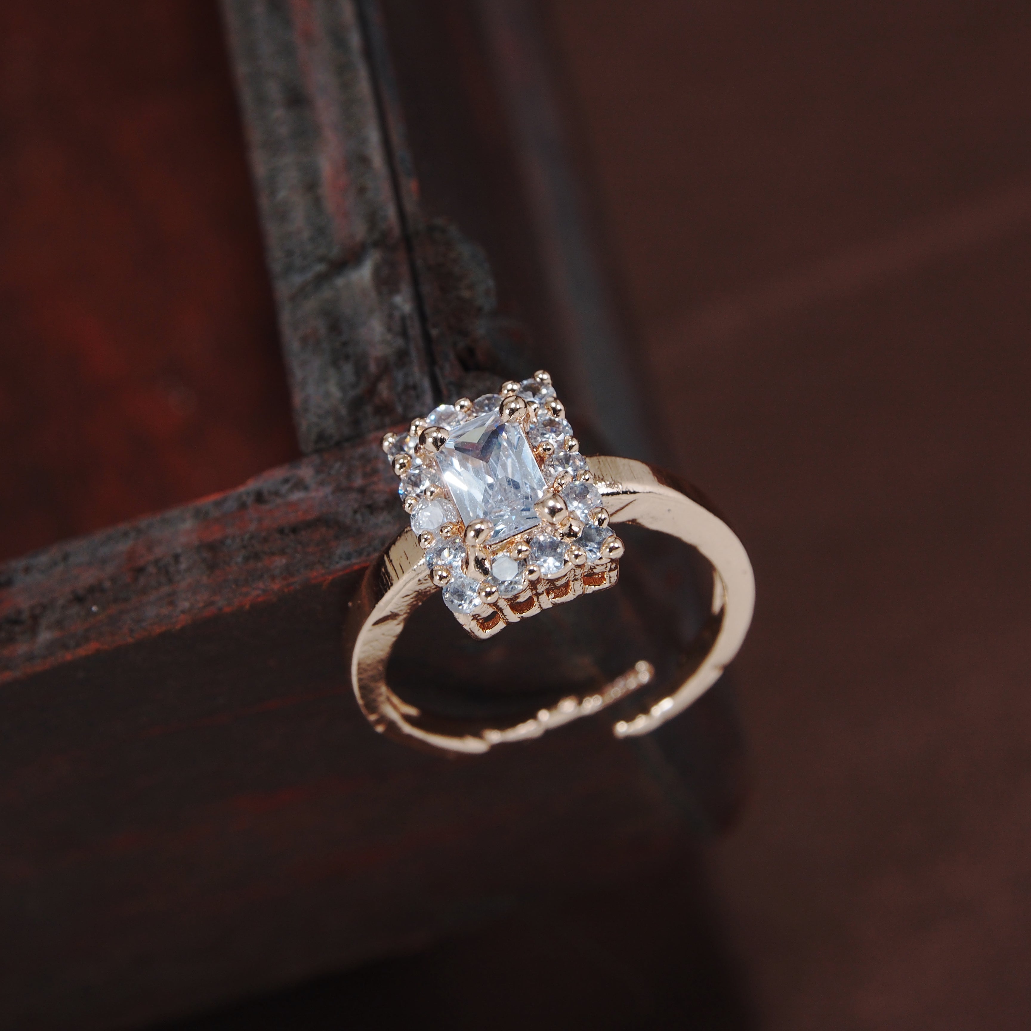 Women's Rose Gold Crystal AD Sparkling Heart Shaped Finger Ring