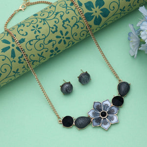 Color_Black