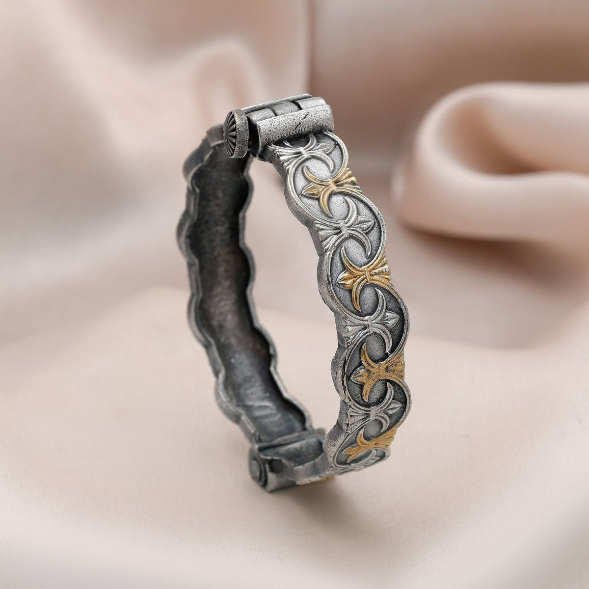 Color_Silver