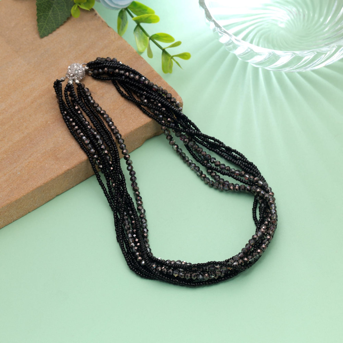 Color_Black