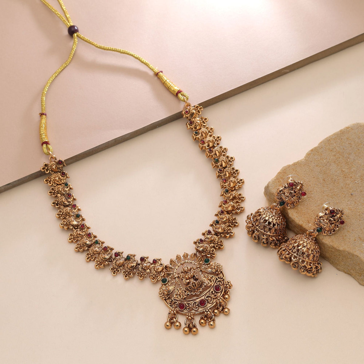 Color_Gold