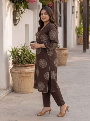 Color_Brown