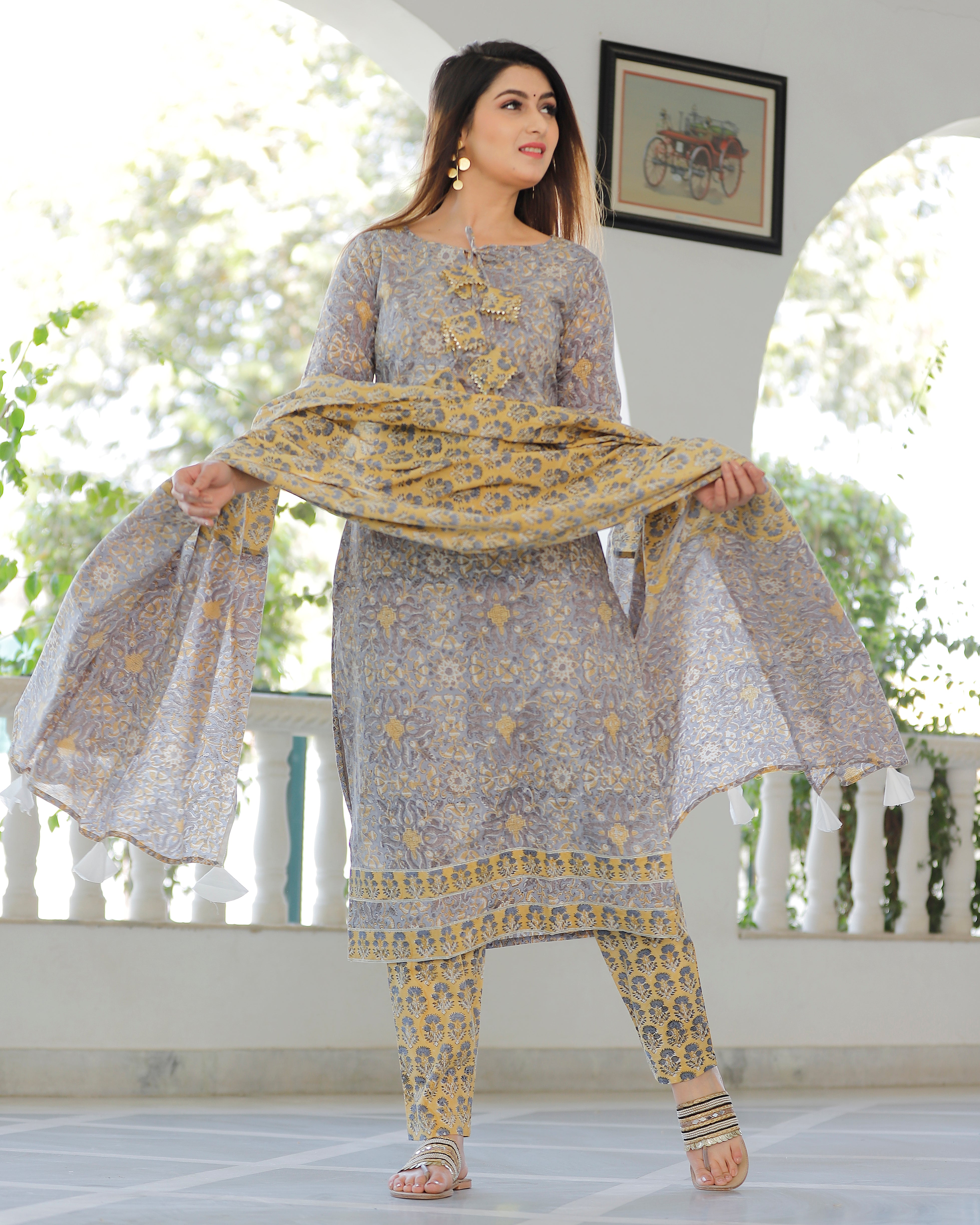 Women's Gray Hand Block Printed Kurta And Pent With Dupatta - Geeta Fashion