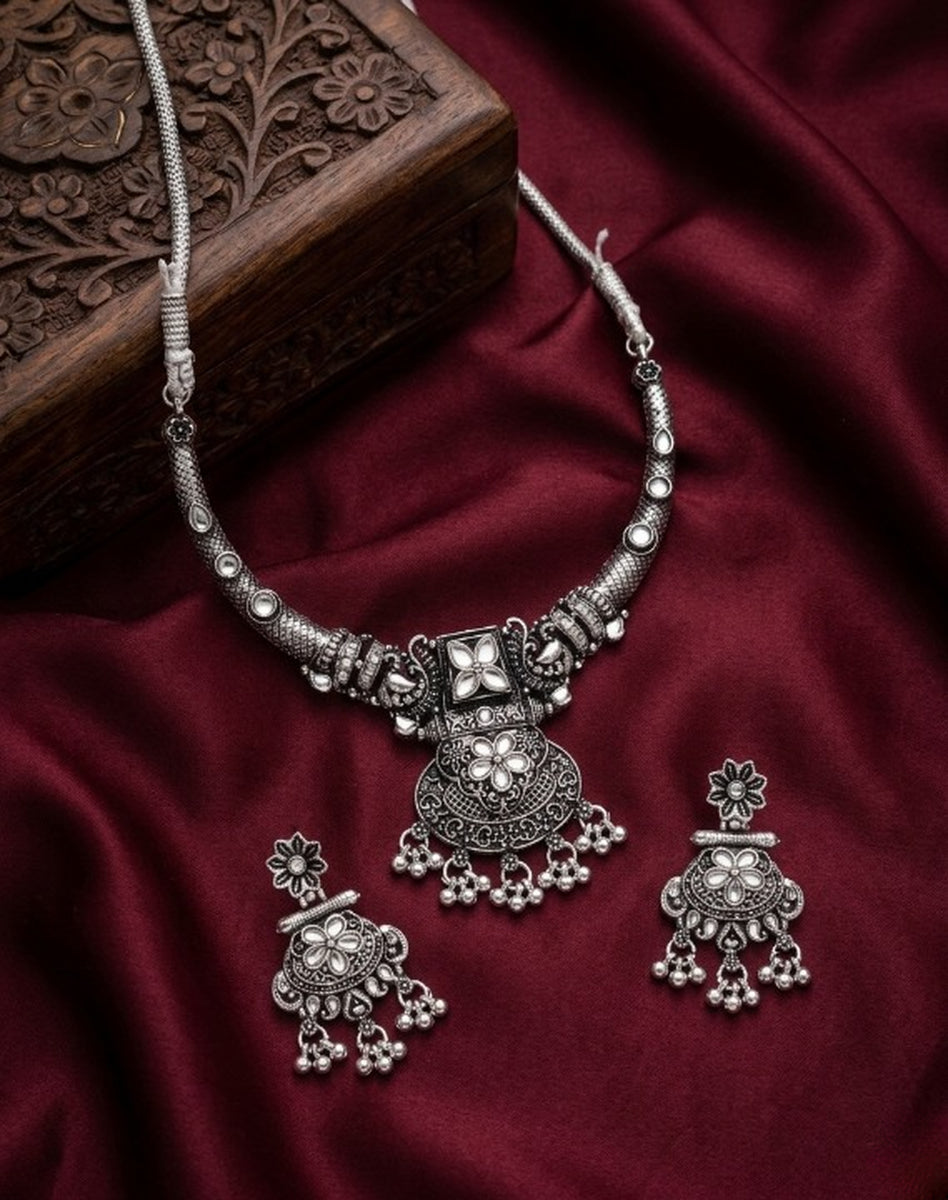 Color_Silver