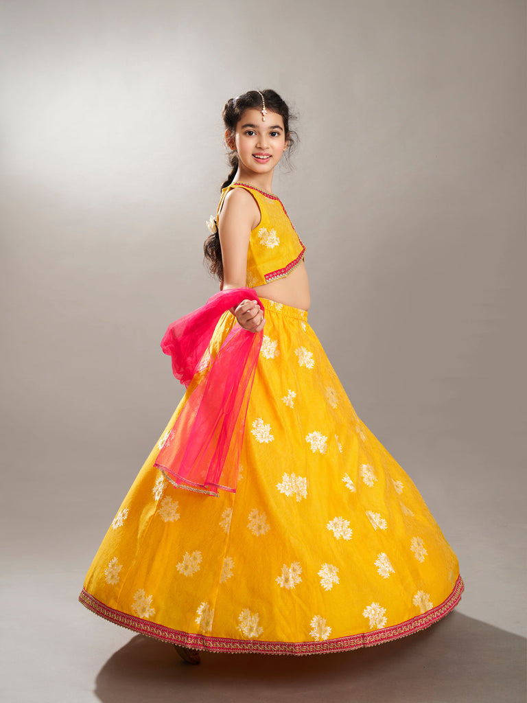 Color_yellow