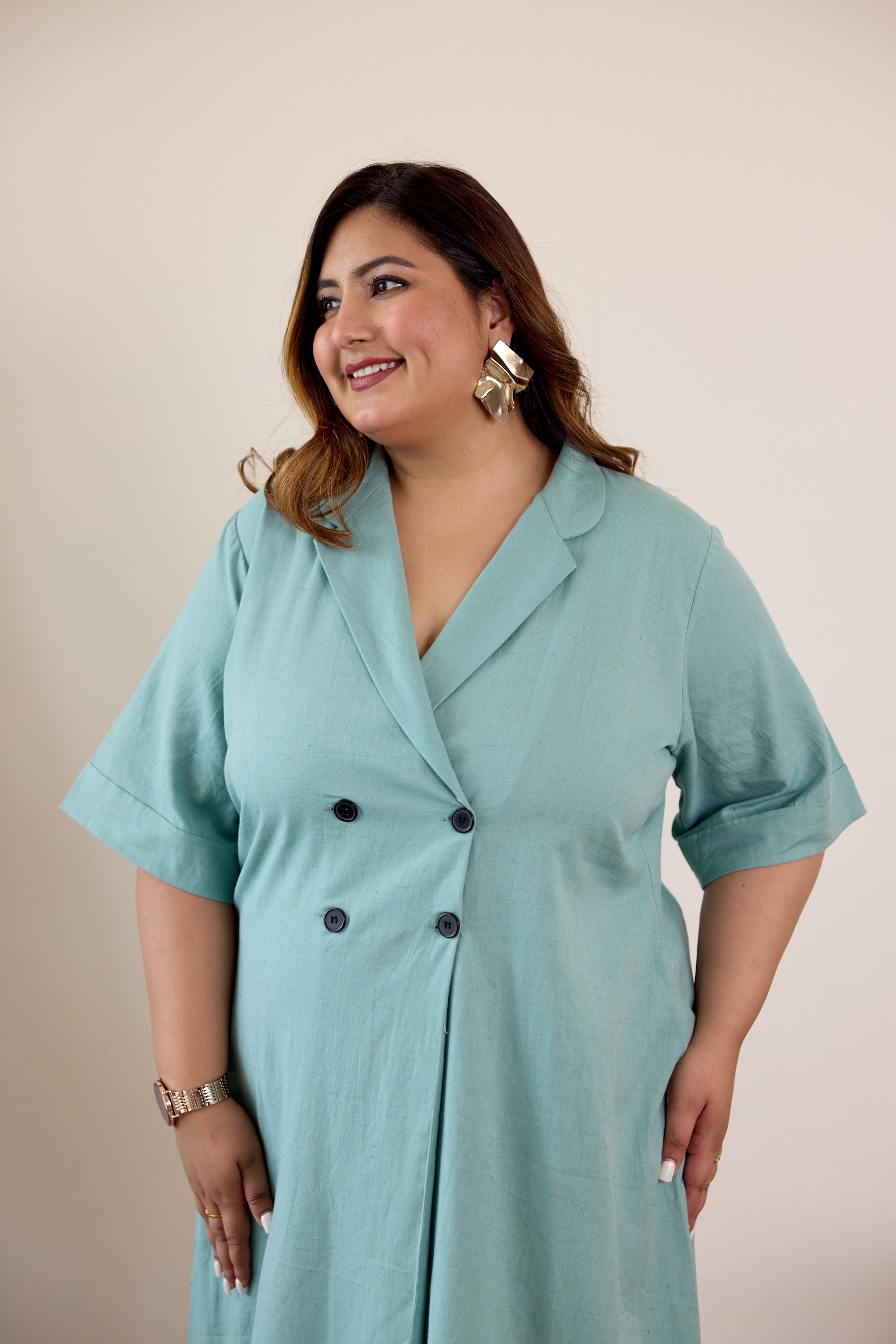 Women's Dusty Green Button-Down Lapel Linen Jacket Dress - Nangalia Ruchira