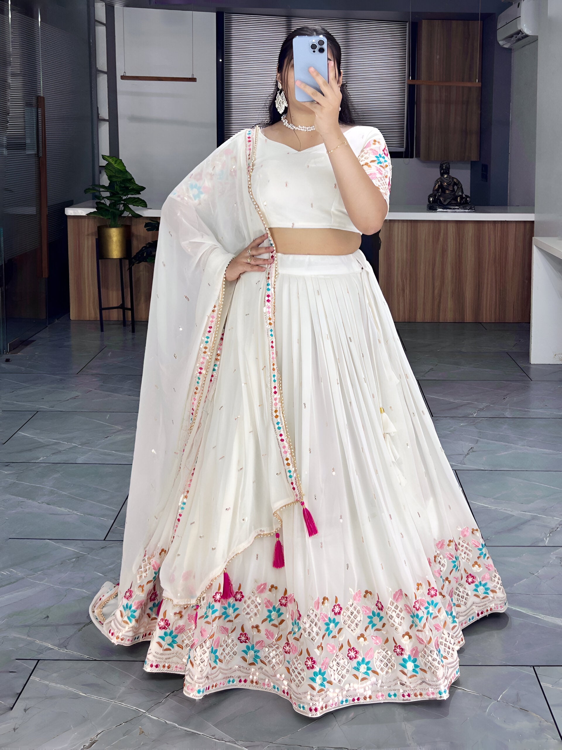Bollywood geïnspireerde lehenga choli voor dames, Indiase ontwerper Bollywood geïnspireerde lehenga choli voor dames, Indiase ontwerper