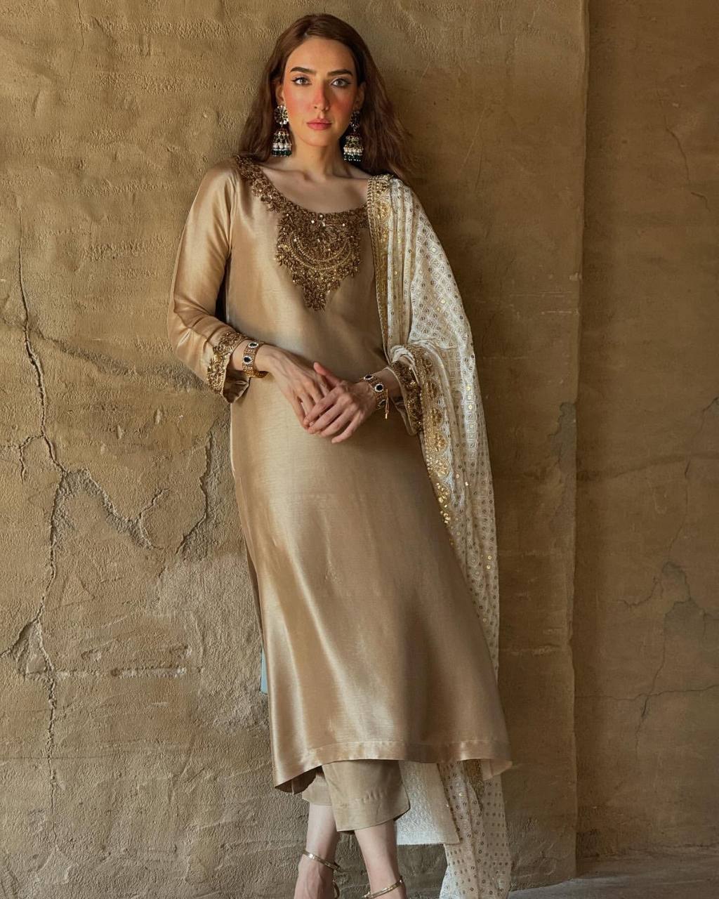 Color_Beige