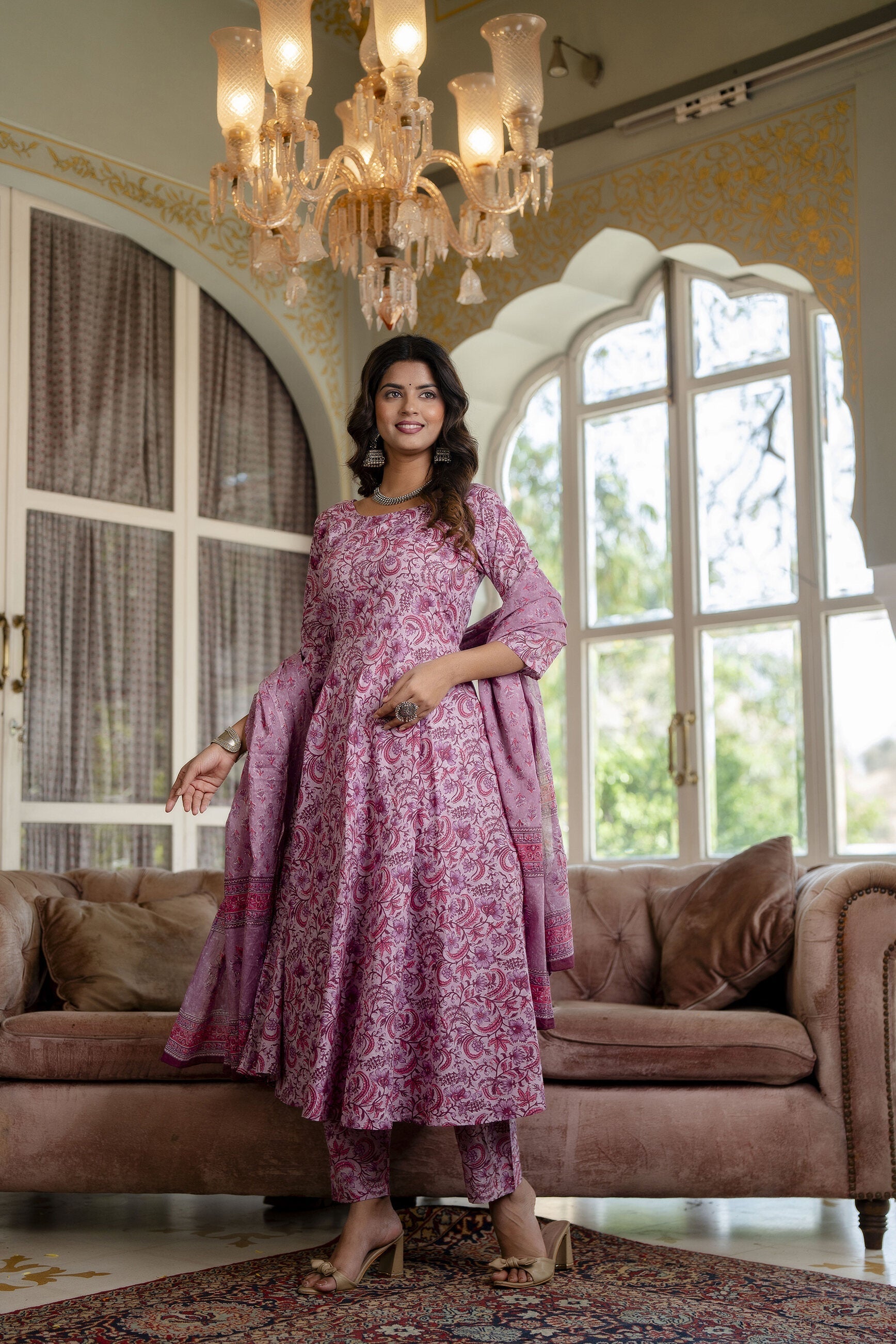 Women's Lavender Floral Printed Kurta With Trouser And Dupatta - Taantav