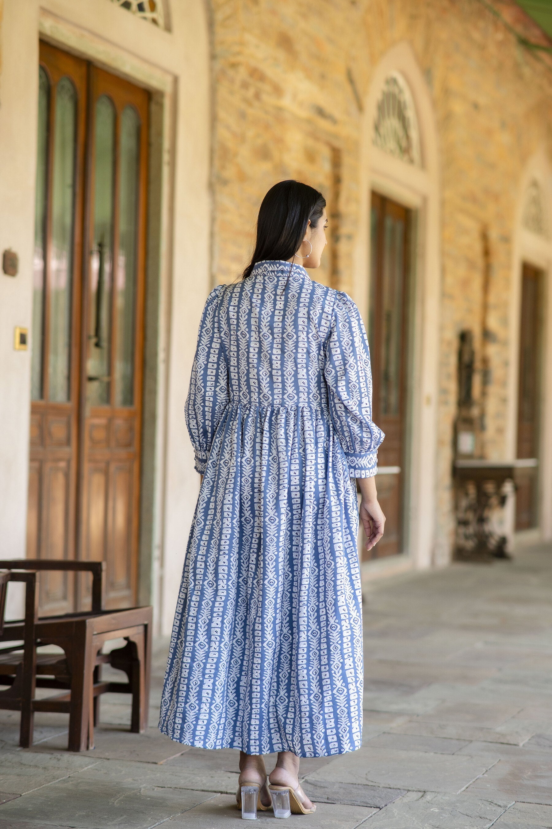 Women's Grey Geometric Printed Formal Dress - Taantav