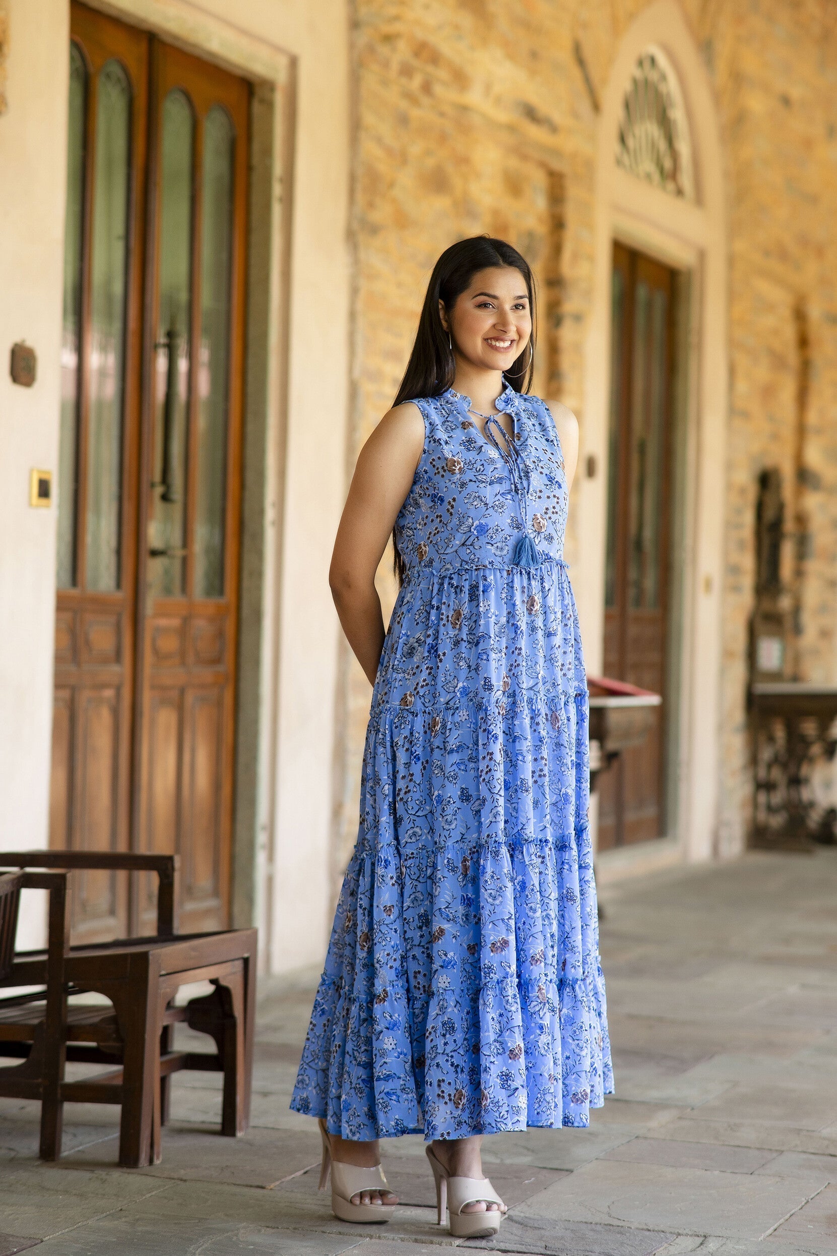 Women's Blue Floral Printed Sleeveless Georgette Dress - Taantav