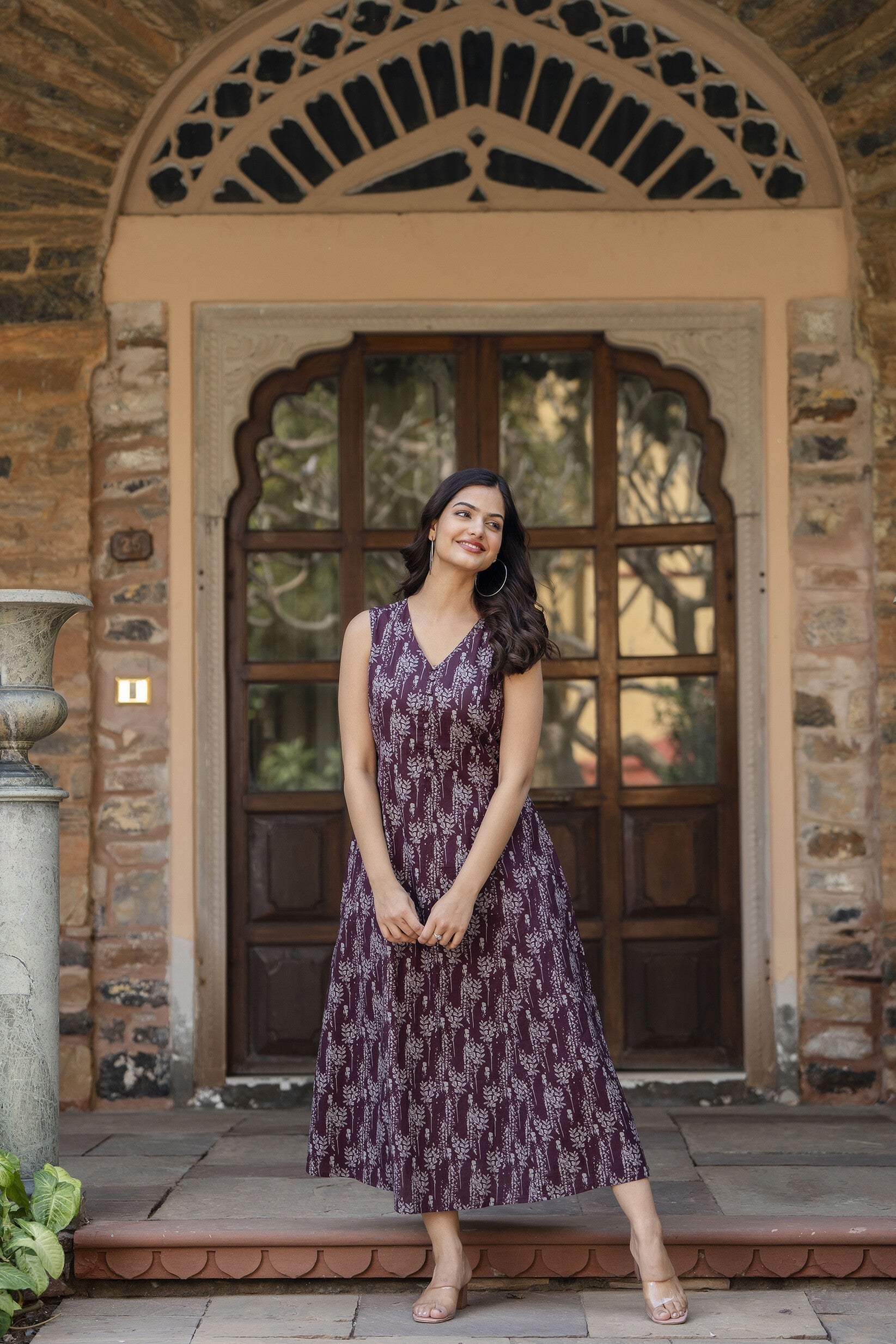 Women's Burgundy Abstract Printed Sleeveless Midi Dress S / Burgundy | Trendia Global Women's Burgundy Abstract Printed Sleeveless Midi Dress S / Burgundy | Trendia Global