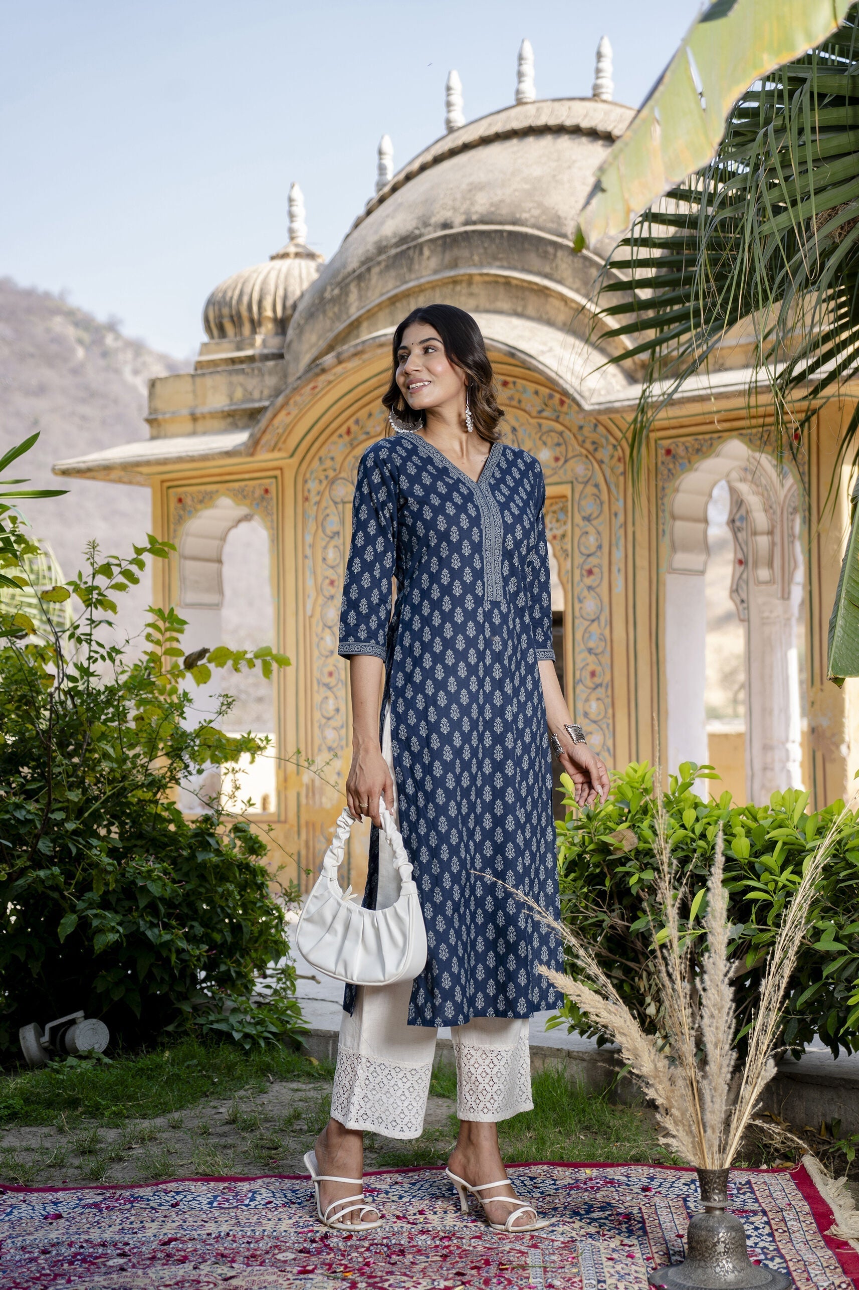 Women's Blue Ethnic Printed Straight Kurta with Three Quarter Sleeves - Taantav