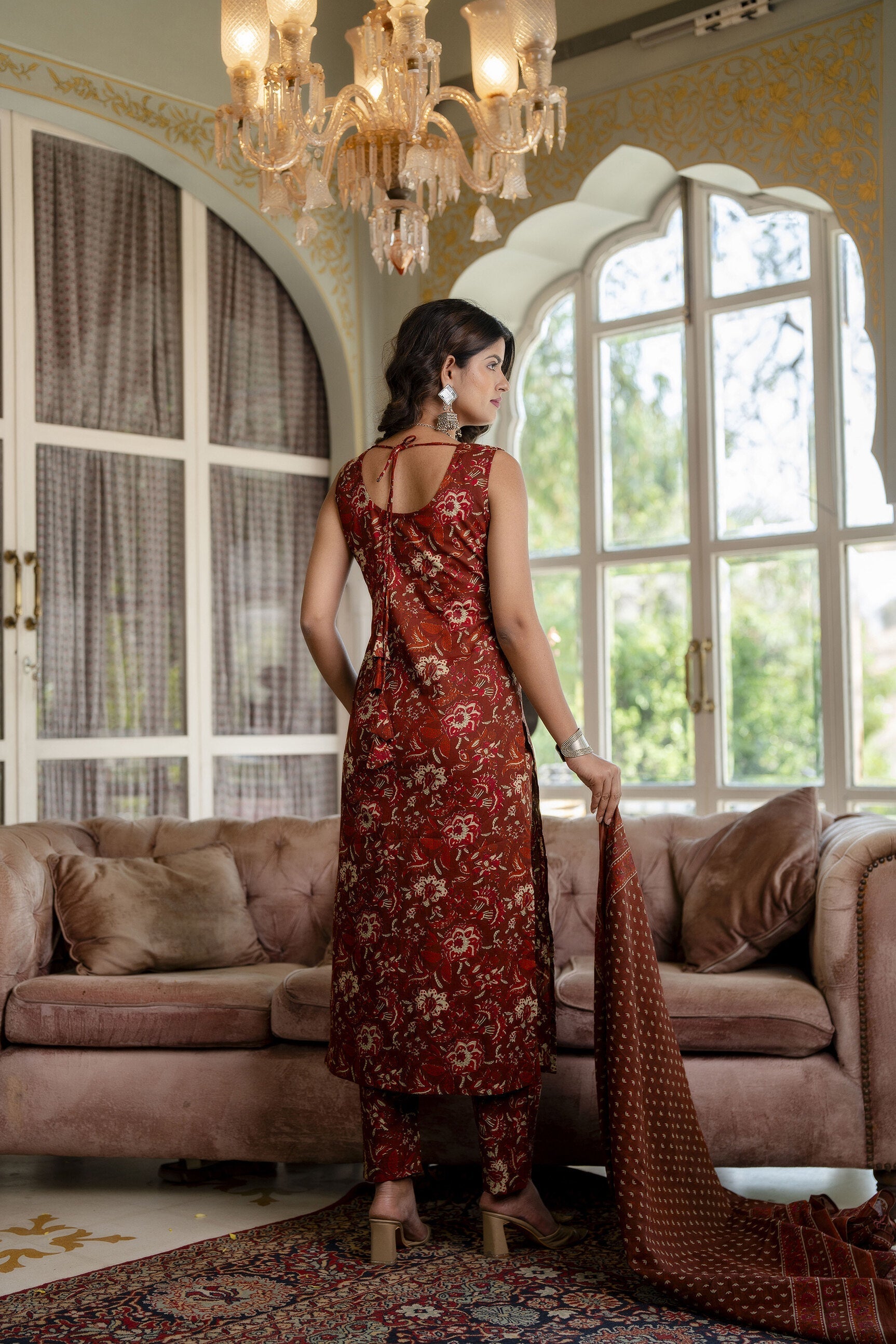 Women's Rust Floral Printed Straight Kurta With Trouser And Dupatta - Taantav