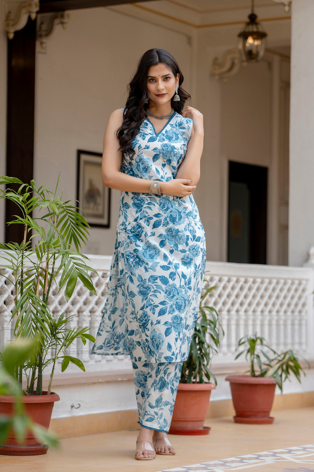 Women's Sky Blue Printed Straight Kurta With Trouser - Taantav