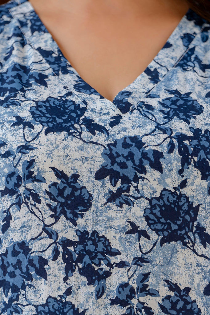 Women's Blue Printed Straight Kurta With Trouser