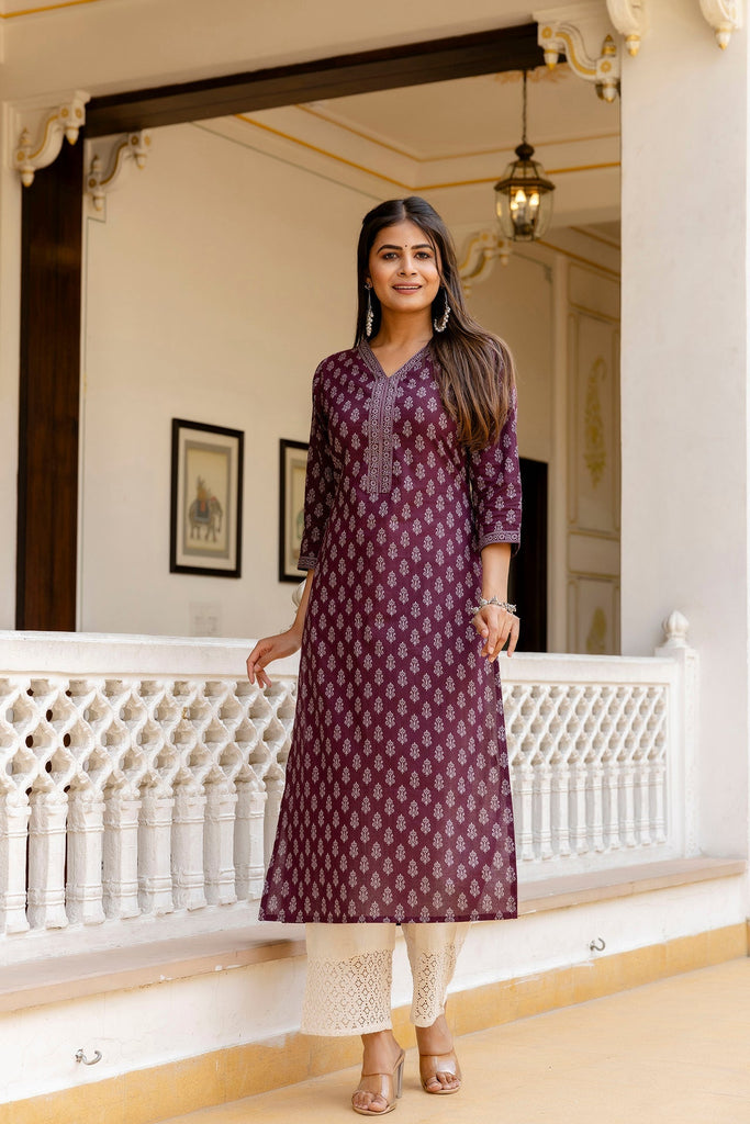 Women's Burgundy Printed Straight Kurta with Three Quarter Sleeves