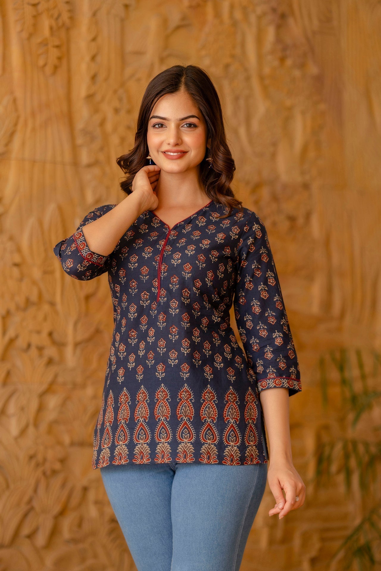 Women's Blue Tunic With Three Quarter Sleeves - Taantav