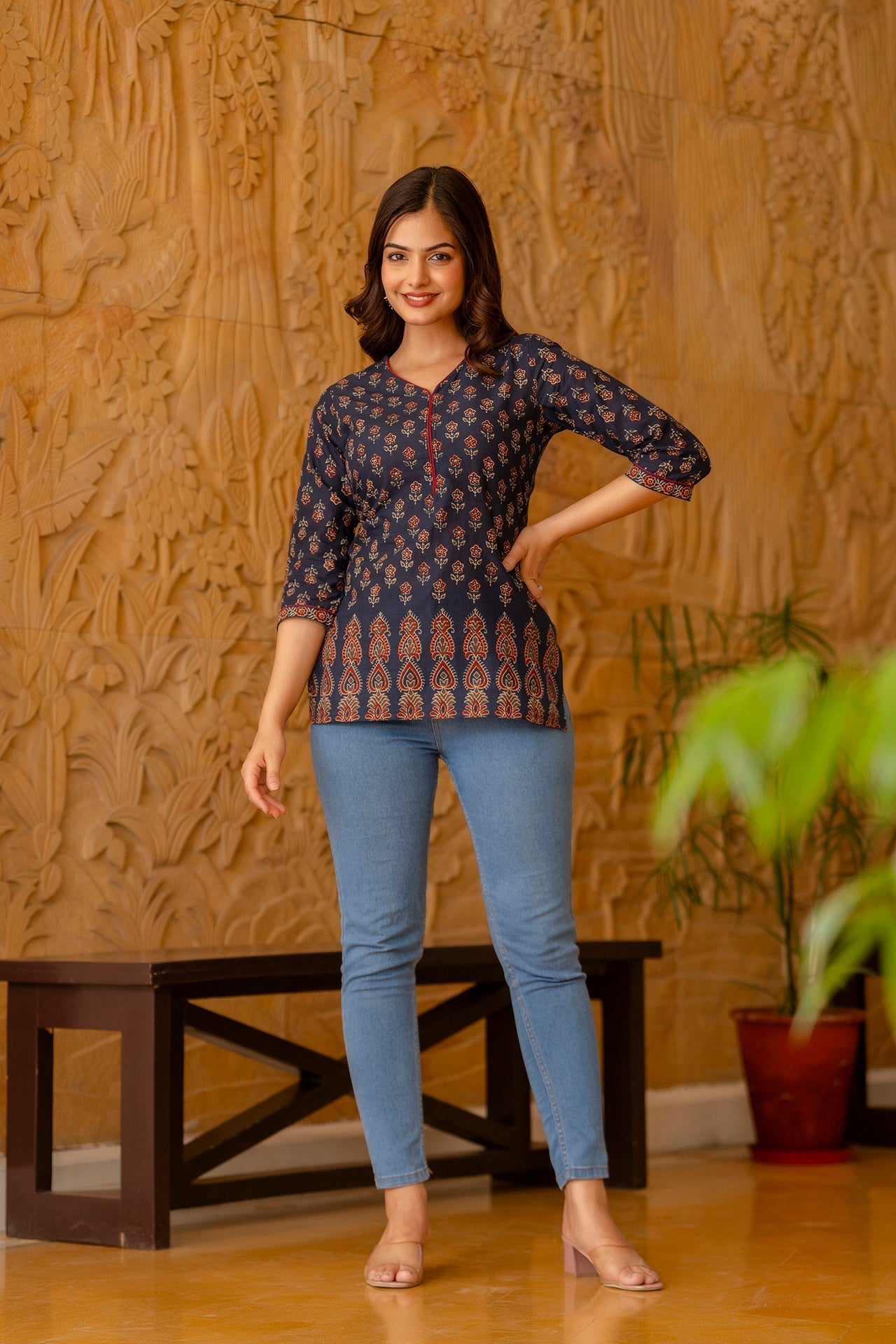 Women's Blue Tunic With Three Quarter Sleeves - Taantav