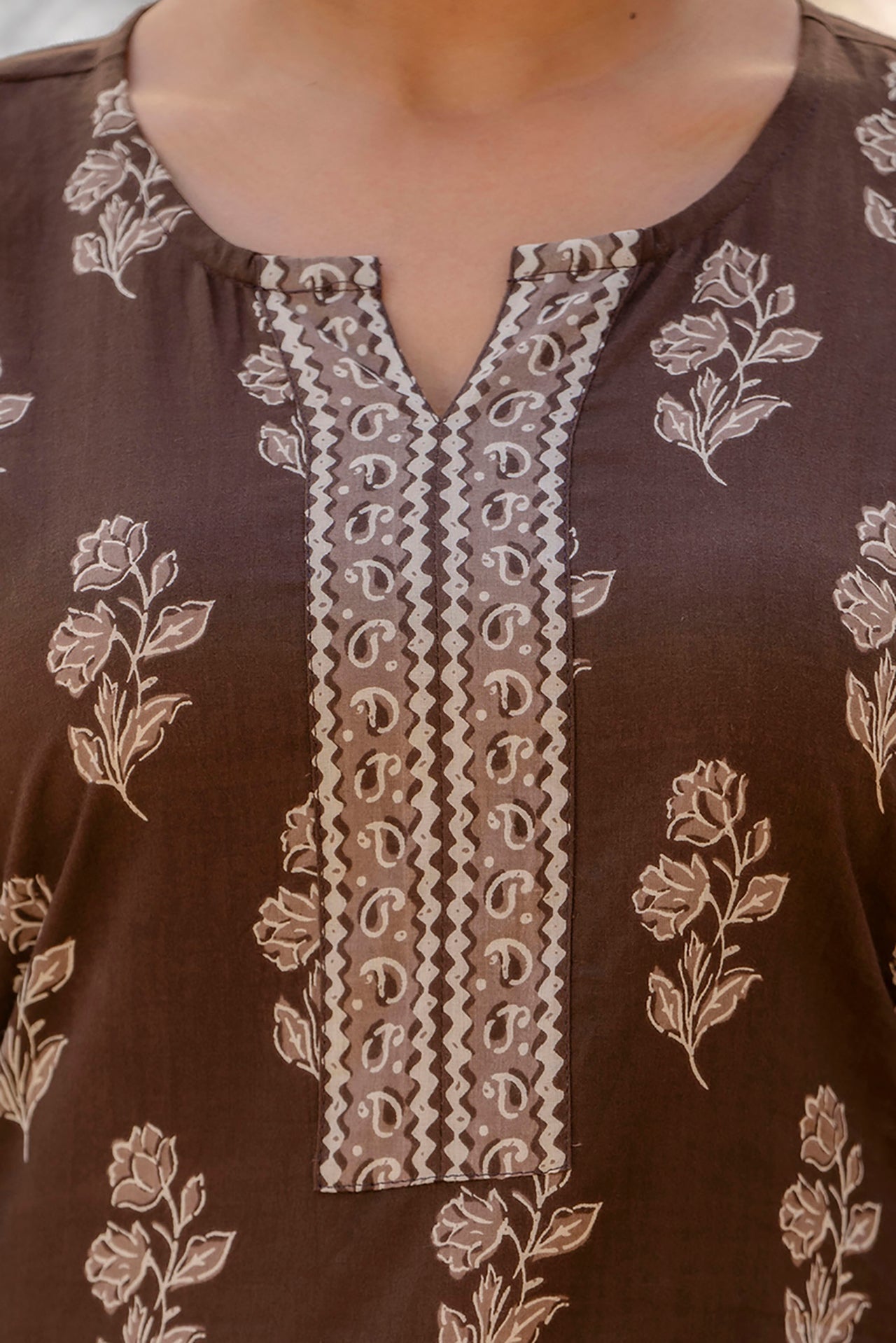 Women's Brown Ethnic Printed Straight Kurta with Three Quarter Sleeves - Taantav