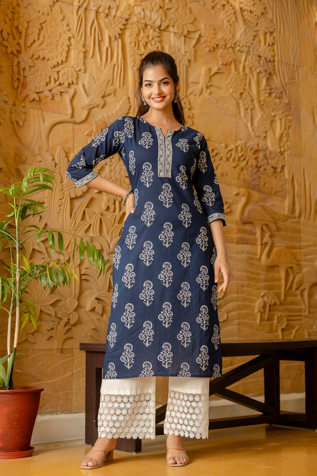 Women's Blue Ethnic Printed Straight Kurta with Three Quarter Sleeves - Taantav