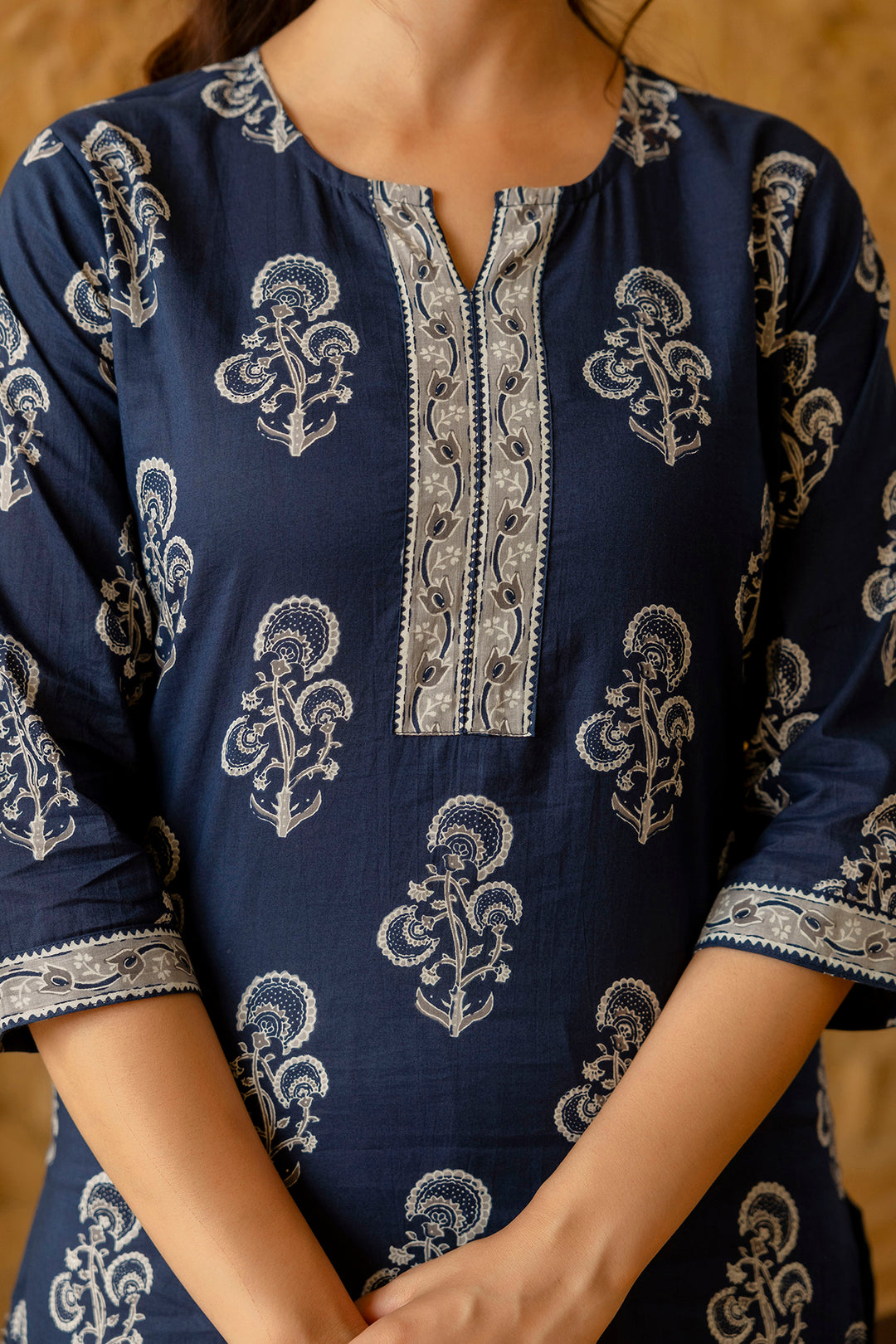 Women's Blue Ethnic Printed Straight Kurta with Three Quarter Sleeves - Taantav