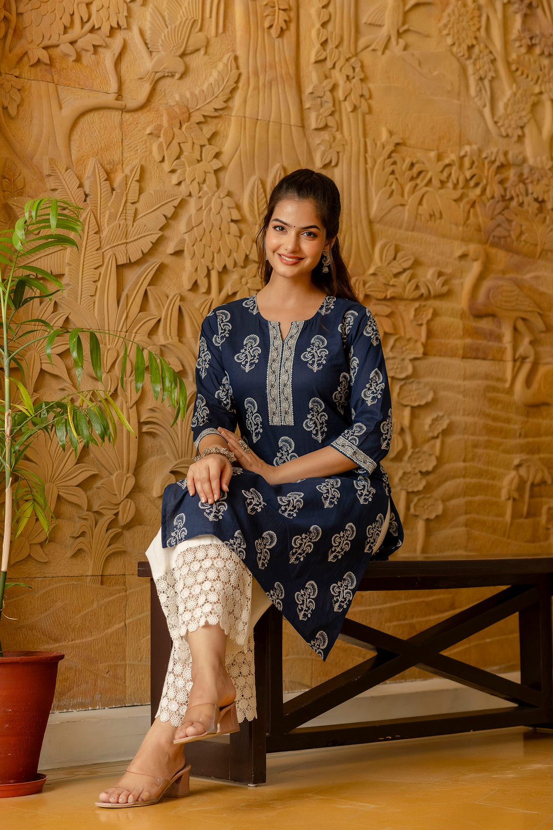 Women's Blue Ethnic Printed Straight Kurta with Three Quarter Sleeves - Taantav