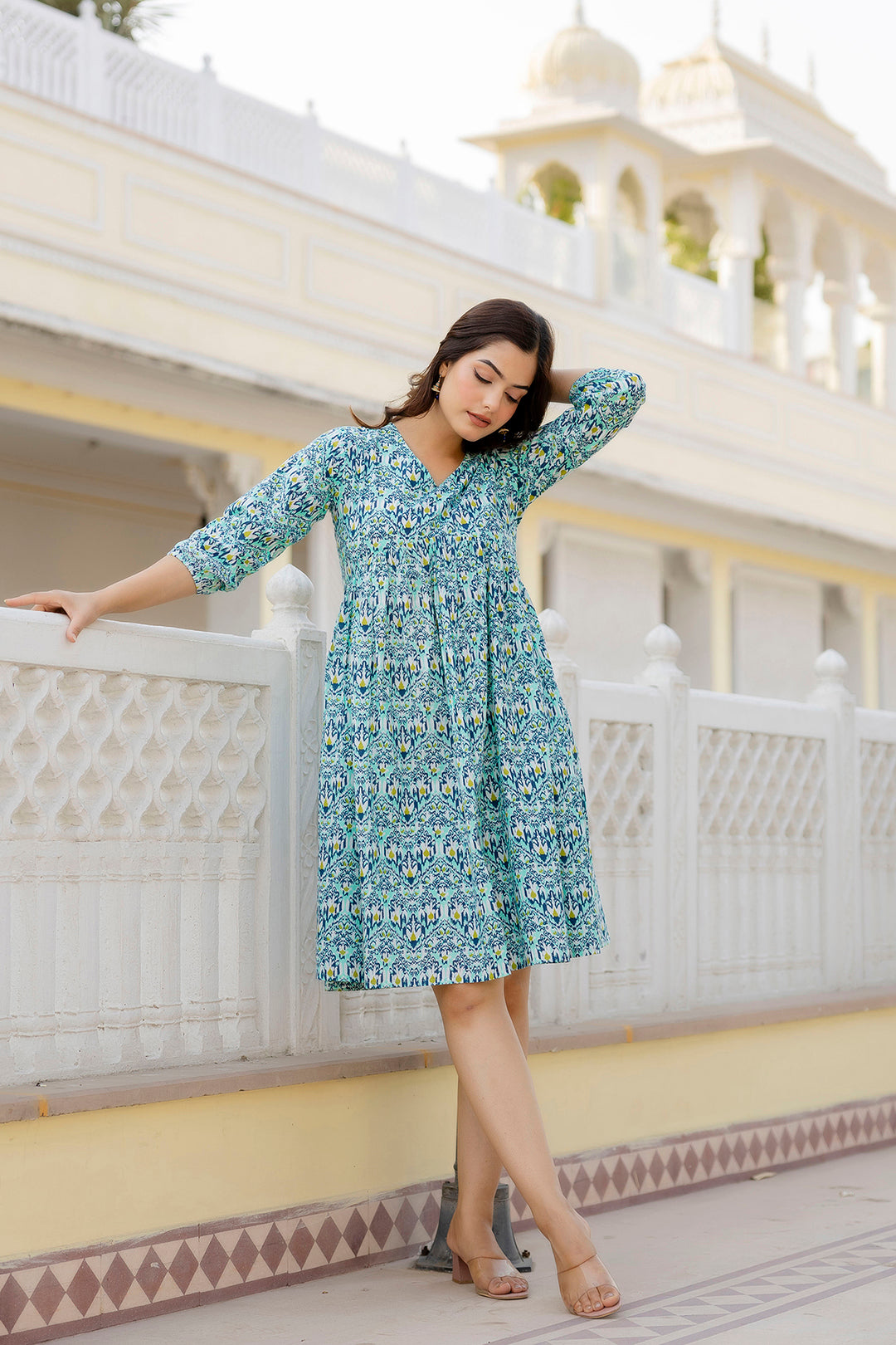 Women's Green Printed Flared Dress - Taantav