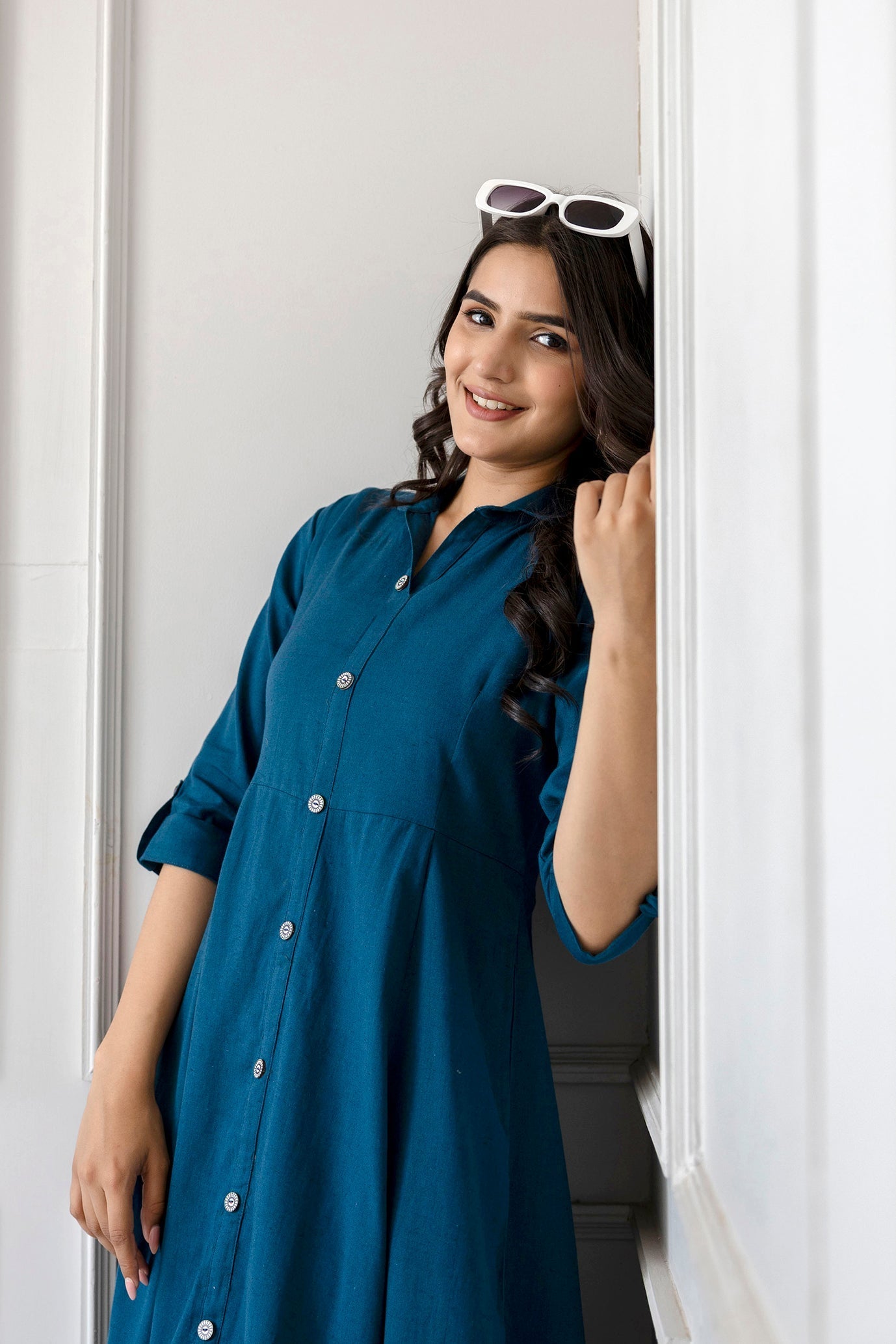 Women's Teal Solid Flared Dress With Three quarter Sleeves - Taantav