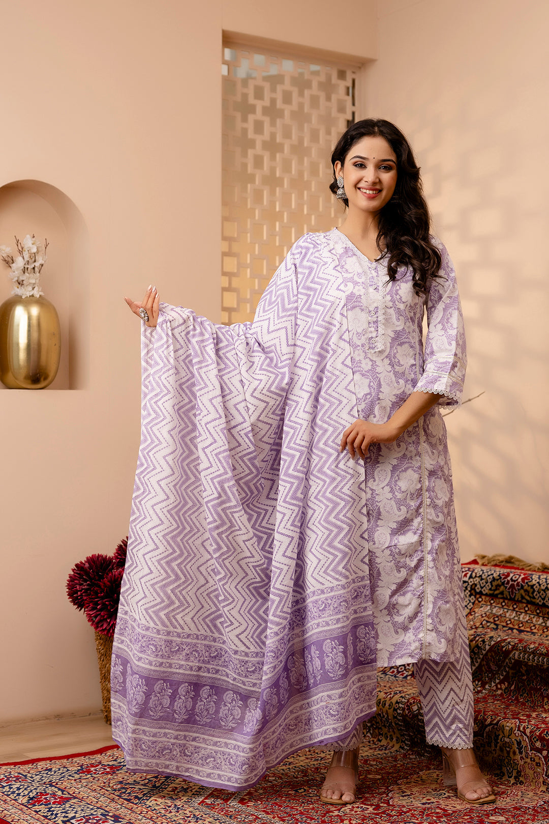 Women's Lavender Floral Printed Straight Kurta And Trouser With Dupatta - Taantav