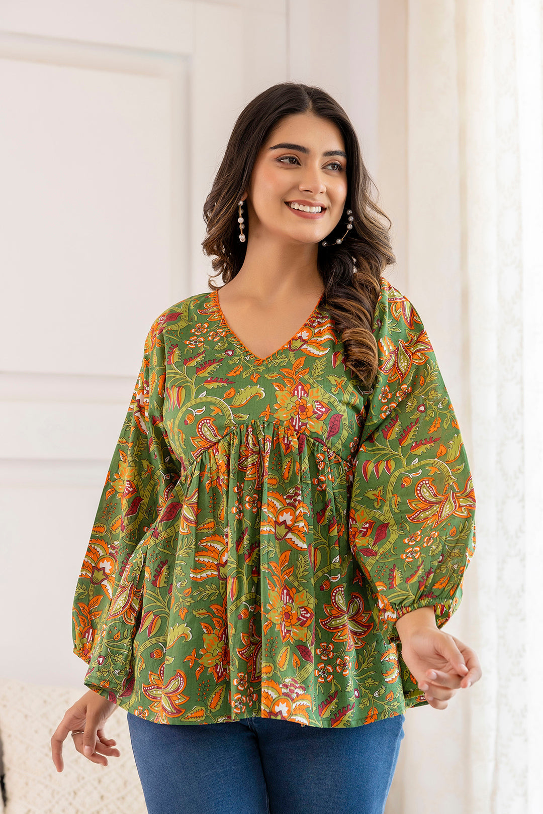 Women's Green Printed V-Neck Peplum Tunic - Taantav