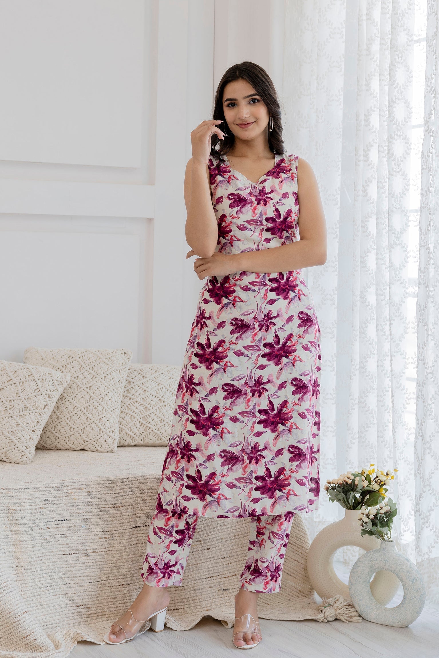 Women's Off White Printed Straight Kurta With Trouser - Taantav