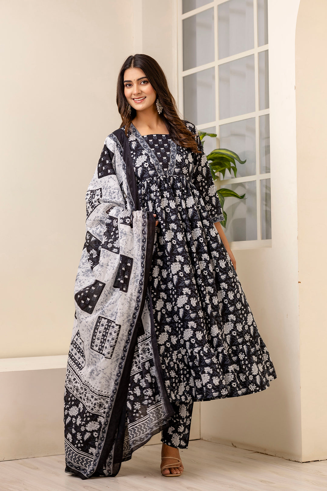 Women's Black Ethnic Printed Anarkali Kurta And Trouser With Dupatta - Taantav