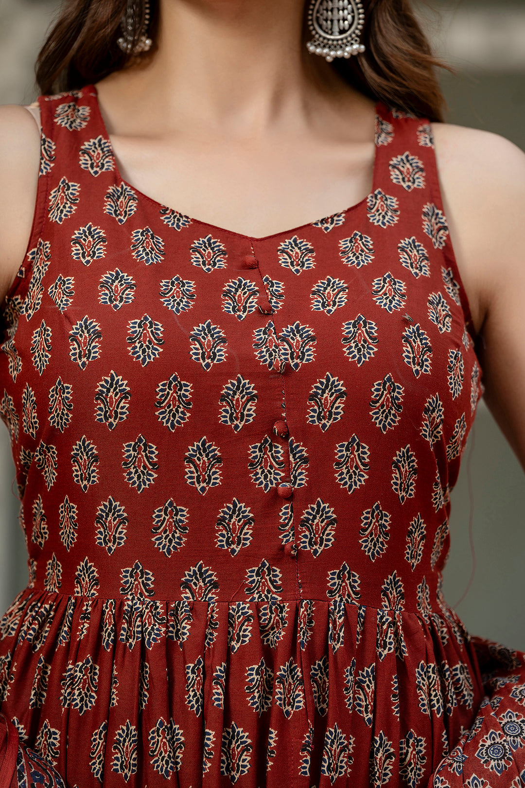 Color_Maroon