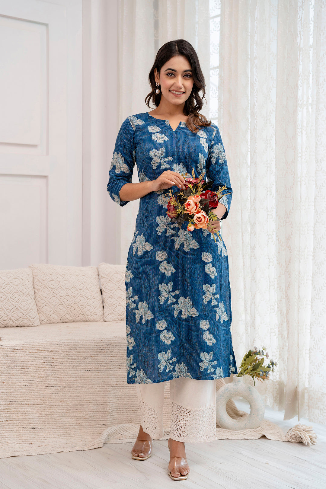 Women's Blue Cotton Ethnic Motifs Kurta, Blue / S