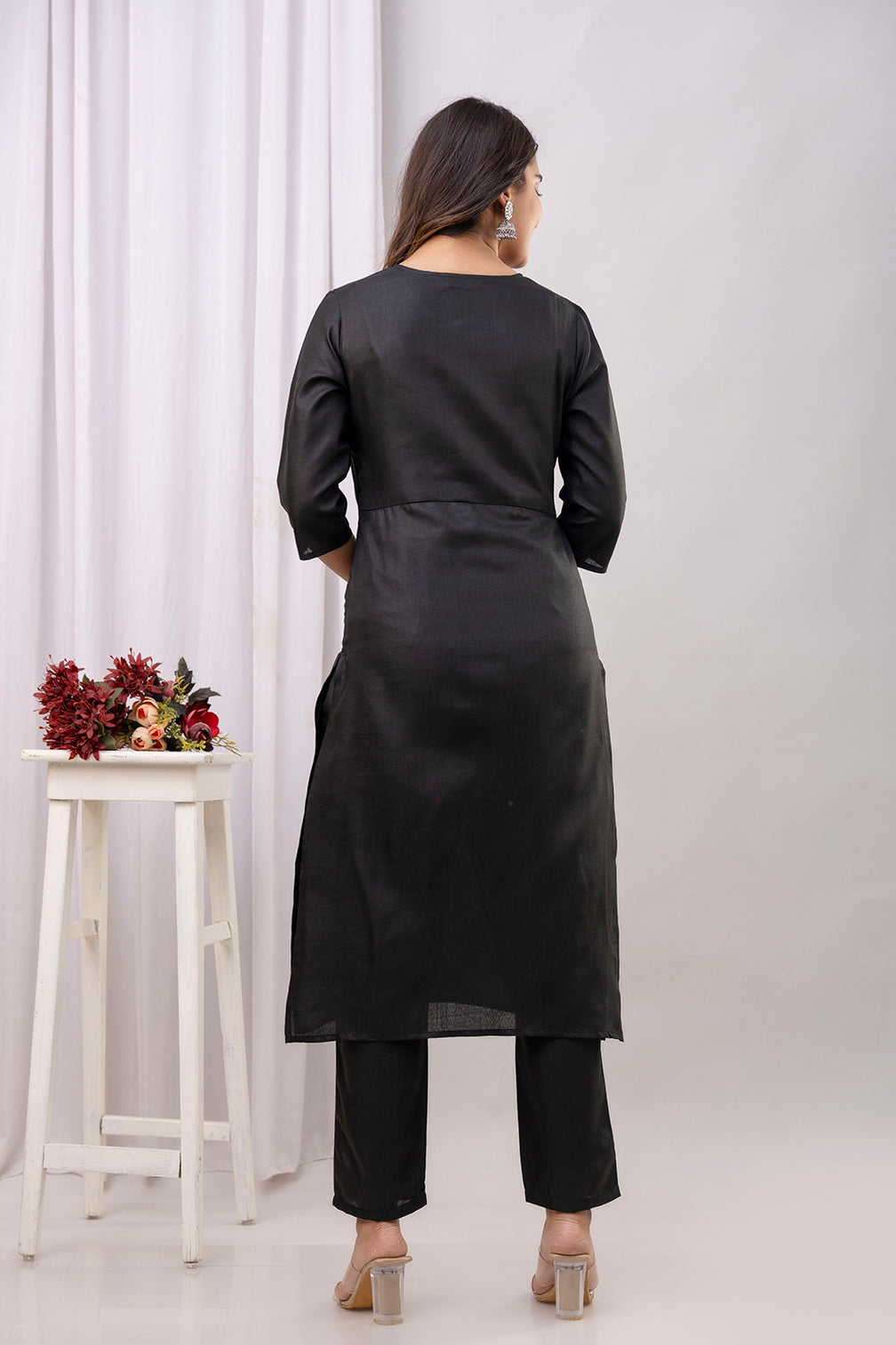 Color_Black