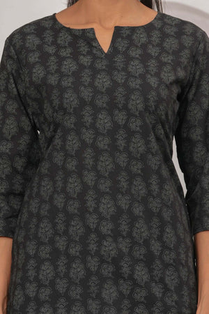 Color_Black