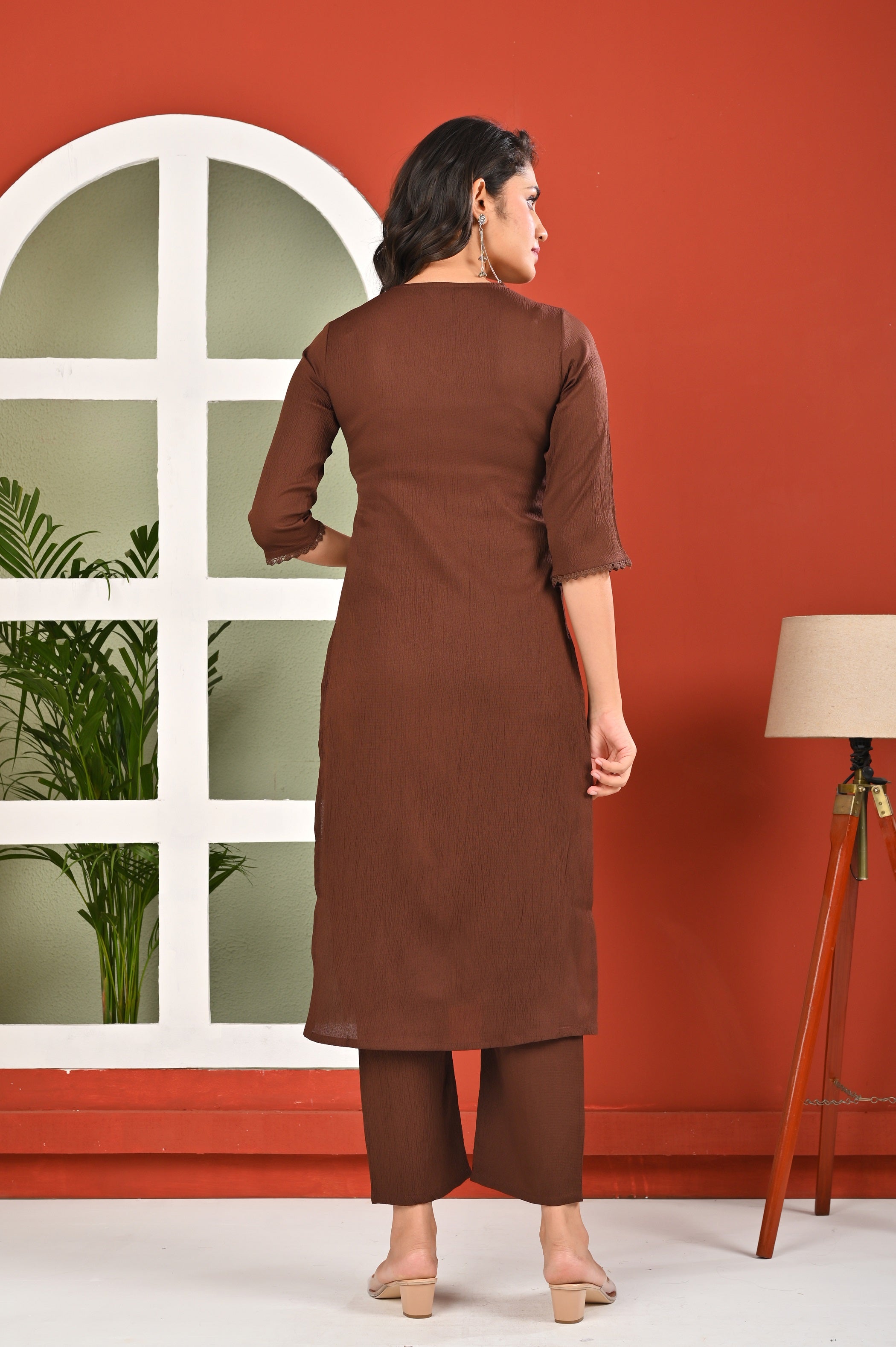 Color_Brown