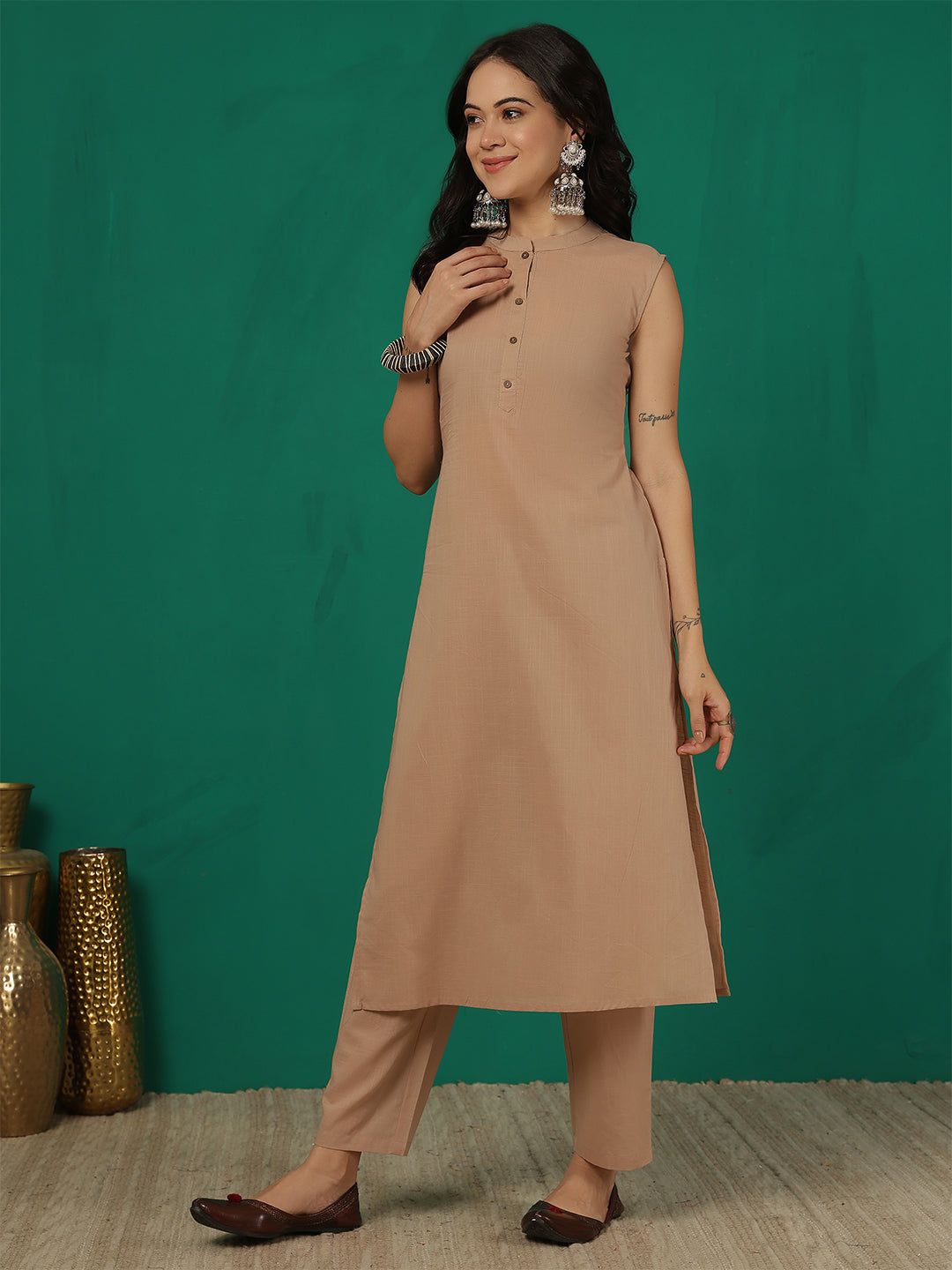 Color_Beige